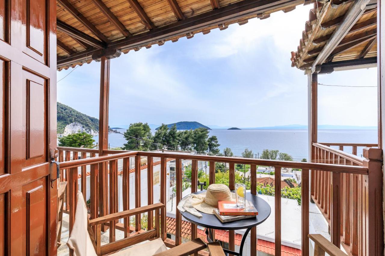 Lilian Beachfront Apartments 尼欧克利马 外观 照片