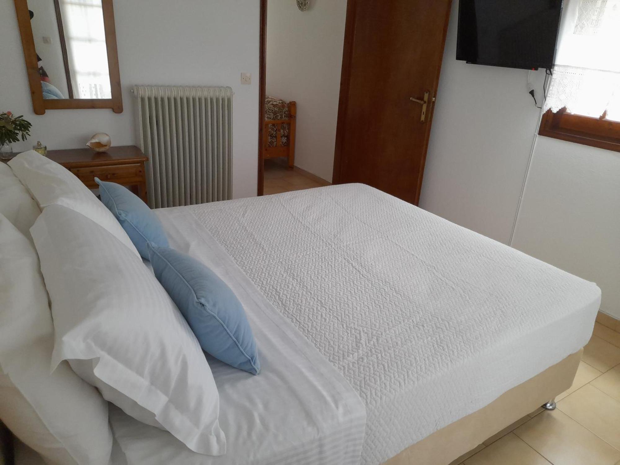 Lilian Beachfront Apartments 尼欧克利马 外观 照片